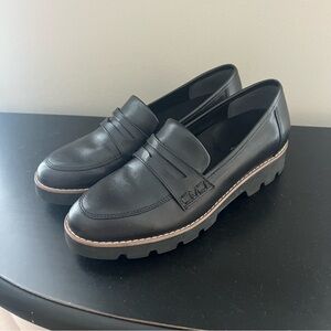 Vionic Penny Loafers women’s size 6